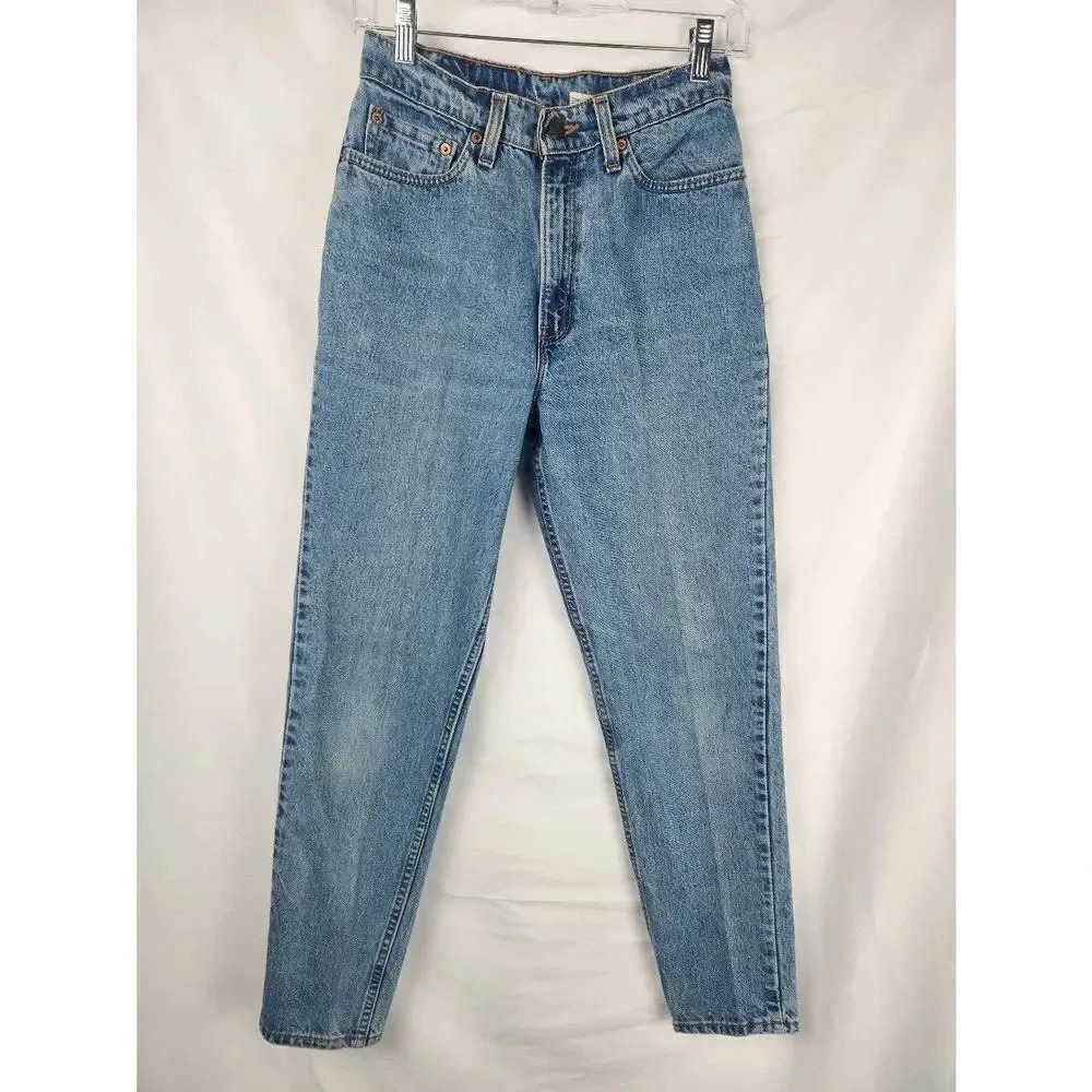 Vintage Levi's Jeans 512s Straight Leg Size 9 Short.